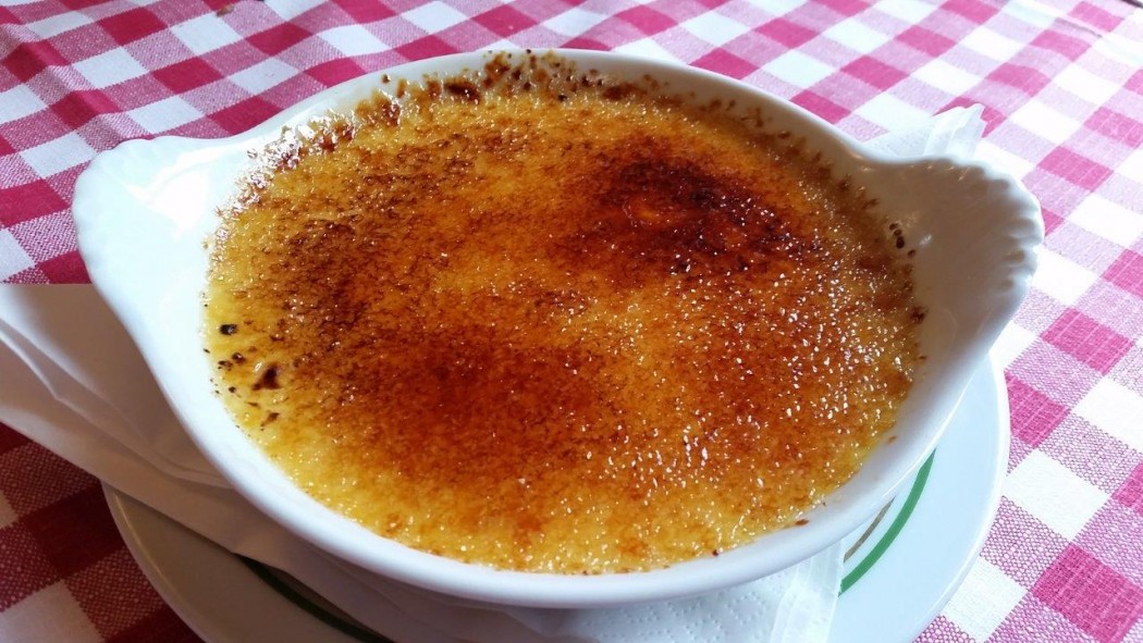 crème brûlée traditionnelle à la gousse de vanille tahiti carnets de