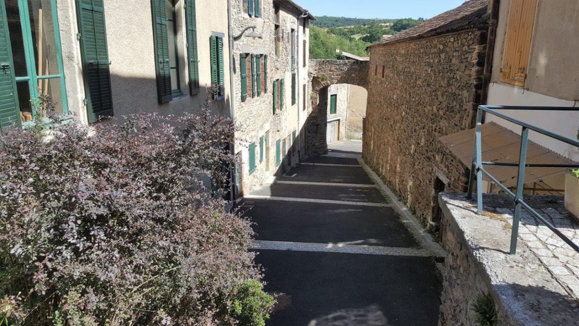 Découverte Du Puy De Dôme Les Villes Et Villages Carnets De Week Ends 